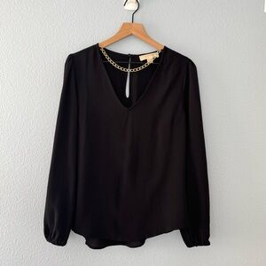 MICHAEL Michael Kors Black V-neck Blouse
